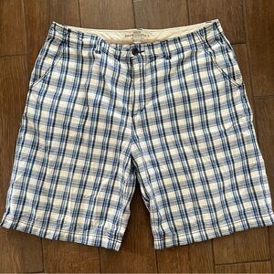 White and Blue Plaid 100% Cotton Foot Locker Shorts size 38